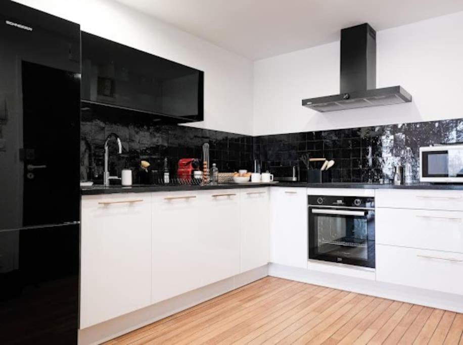 Le Joyau Des Parcs Classe 4 Etoiles Appartement Central Au Calme Avec Terrasse Vichy Eksteriør bilde