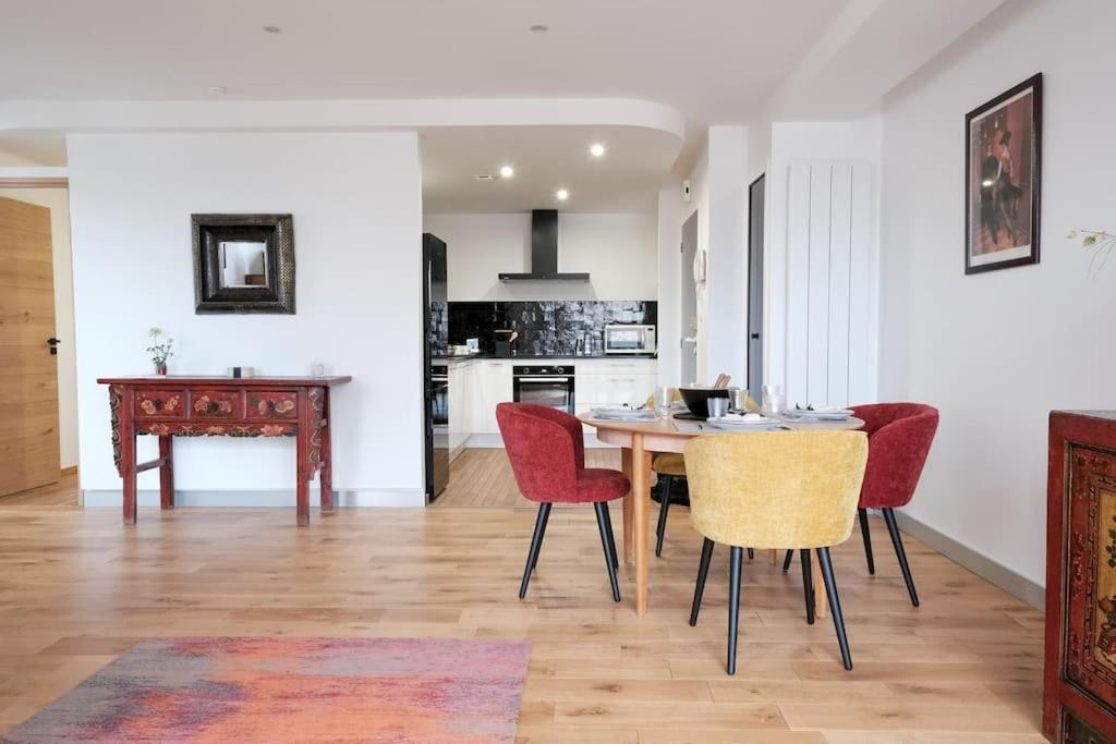 Le Joyau Des Parcs Classe 4 Etoiles Appartement Central Au Calme Avec Terrasse Vichy Eksteriør bilde